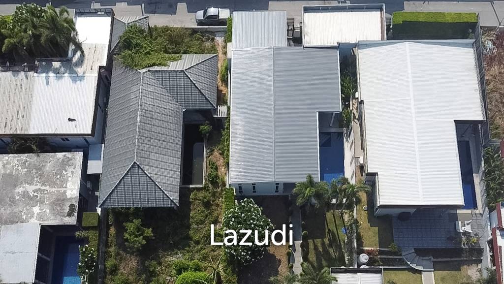 Modern 4BR Pool Villa with  Garden in Hua Hin
