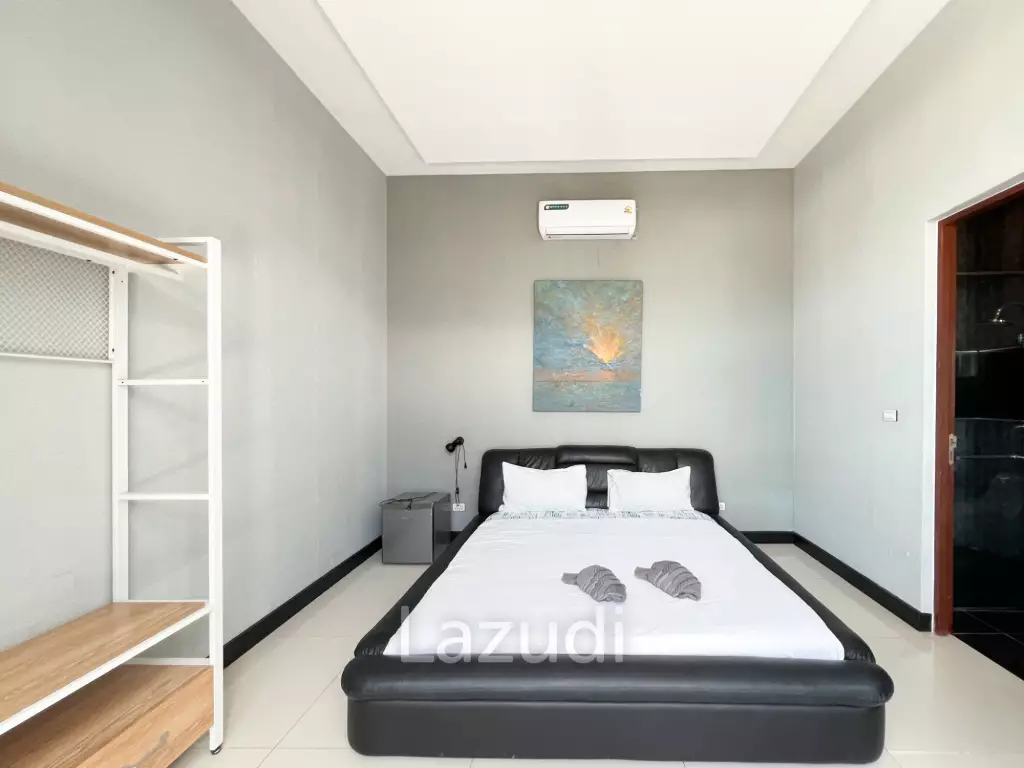 Modern 4BR Pool Villa with  Garden in Hua Hin