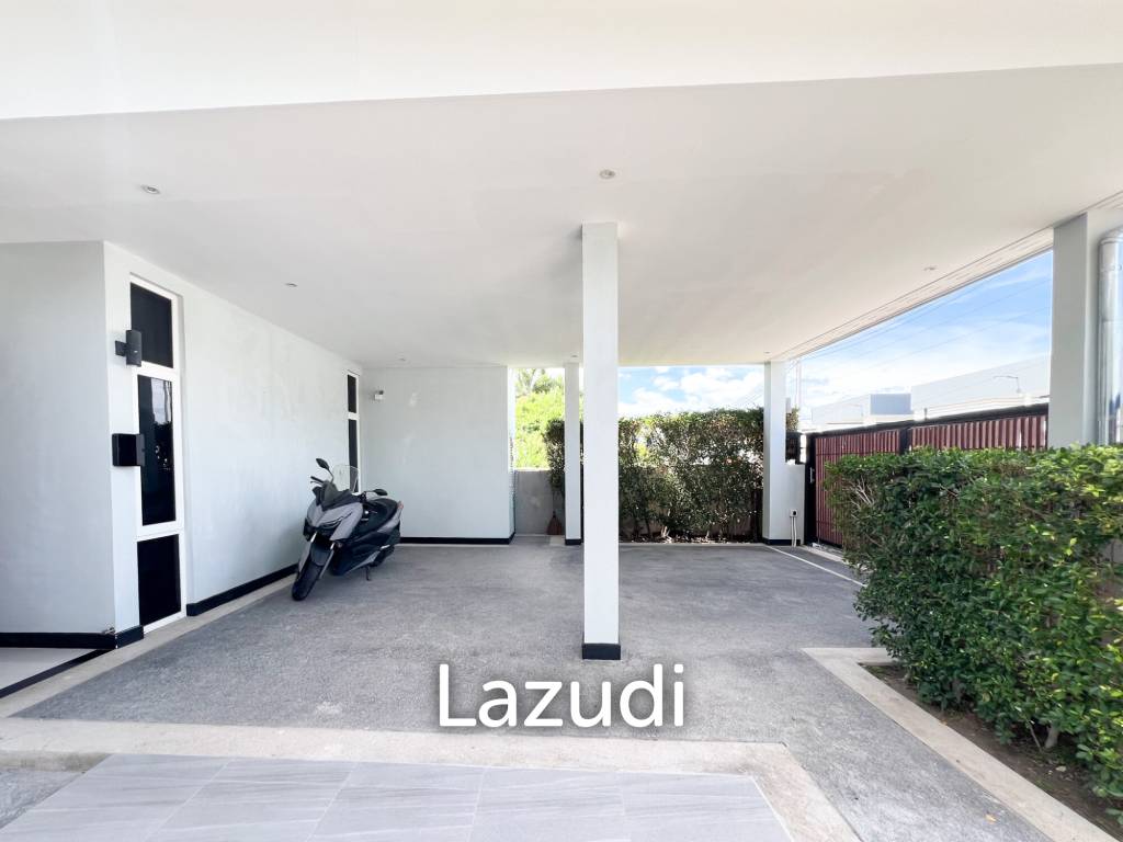 Modern 4BR Pool Villa with  Garden in Hua Hin