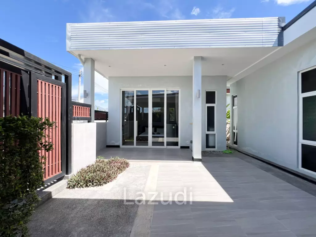 Modern 4BR Pool Villa with  Garden in Hua Hin