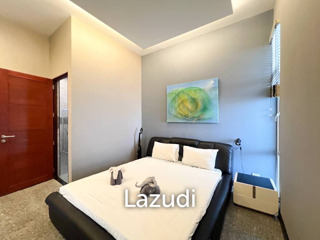 Modern 4BR Pool Villa with  Garden in Hua Hin
