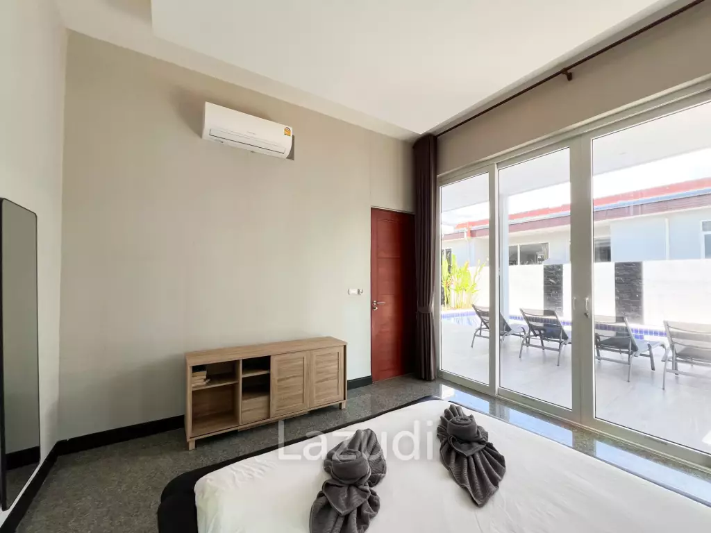 Modern 4BR Pool Villa with  Garden in Hua Hin