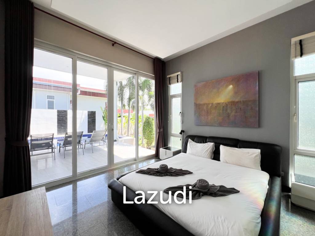 Modern 4BR Pool Villa with  Garden in Hua Hin