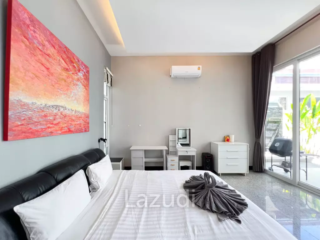Modern 4BR Pool Villa with  Garden in Hua Hin