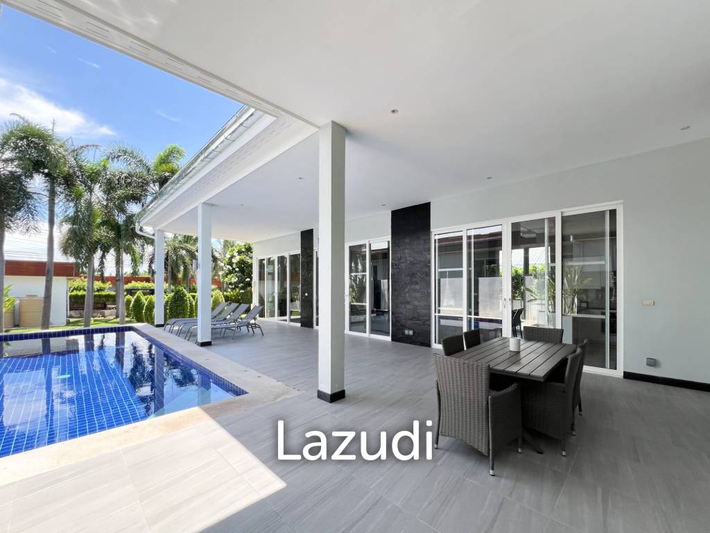 Modern 4BR Pool Villa with  Garden in Hua Hin