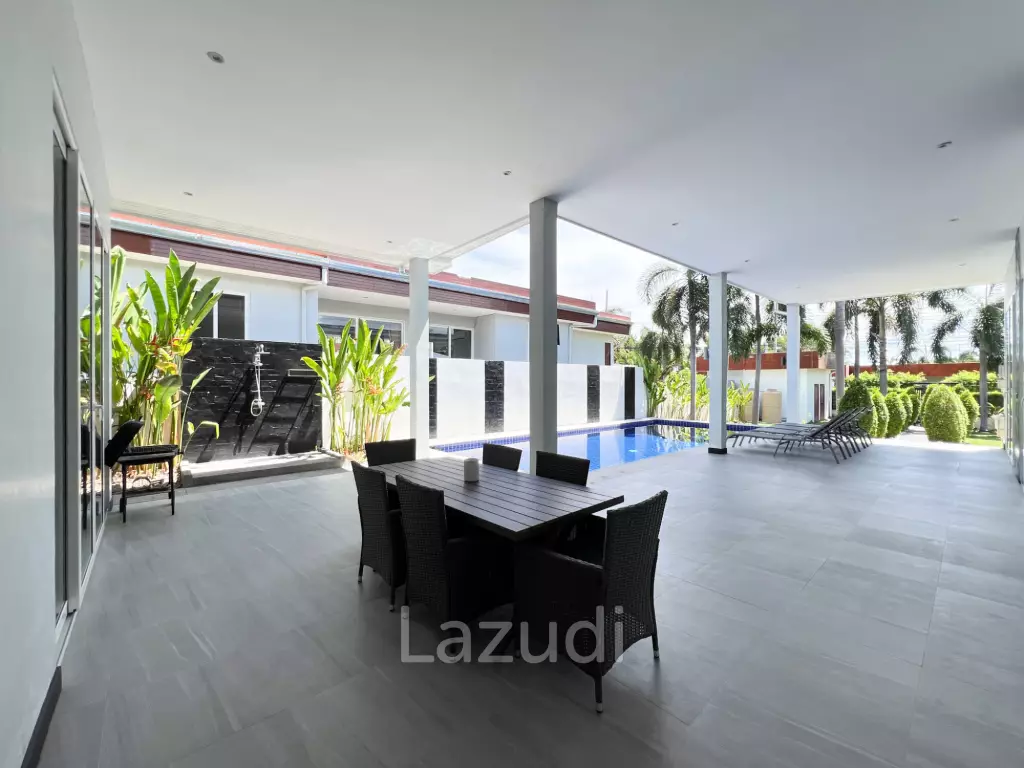 Modern 4BR Pool Villa with  Garden in Hua Hin