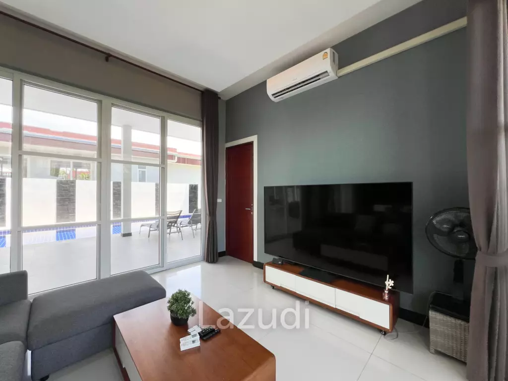Modern 4BR Pool Villa with  Garden in Hua Hin