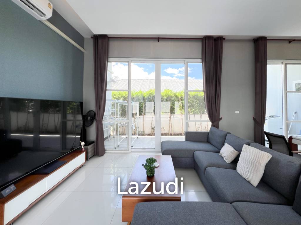 Modern 4BR Pool Villa with  Garden in Hua Hin