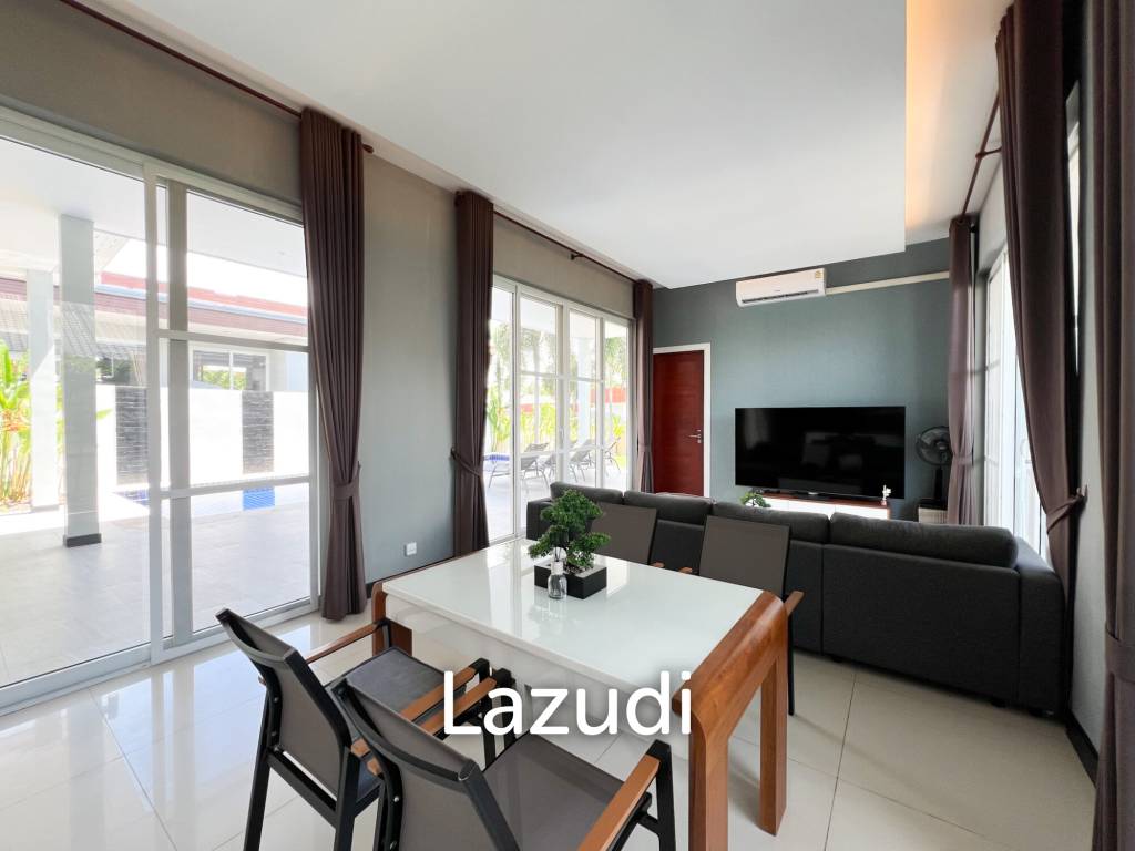 Modern 4BR Pool Villa with  Garden in Hua Hin