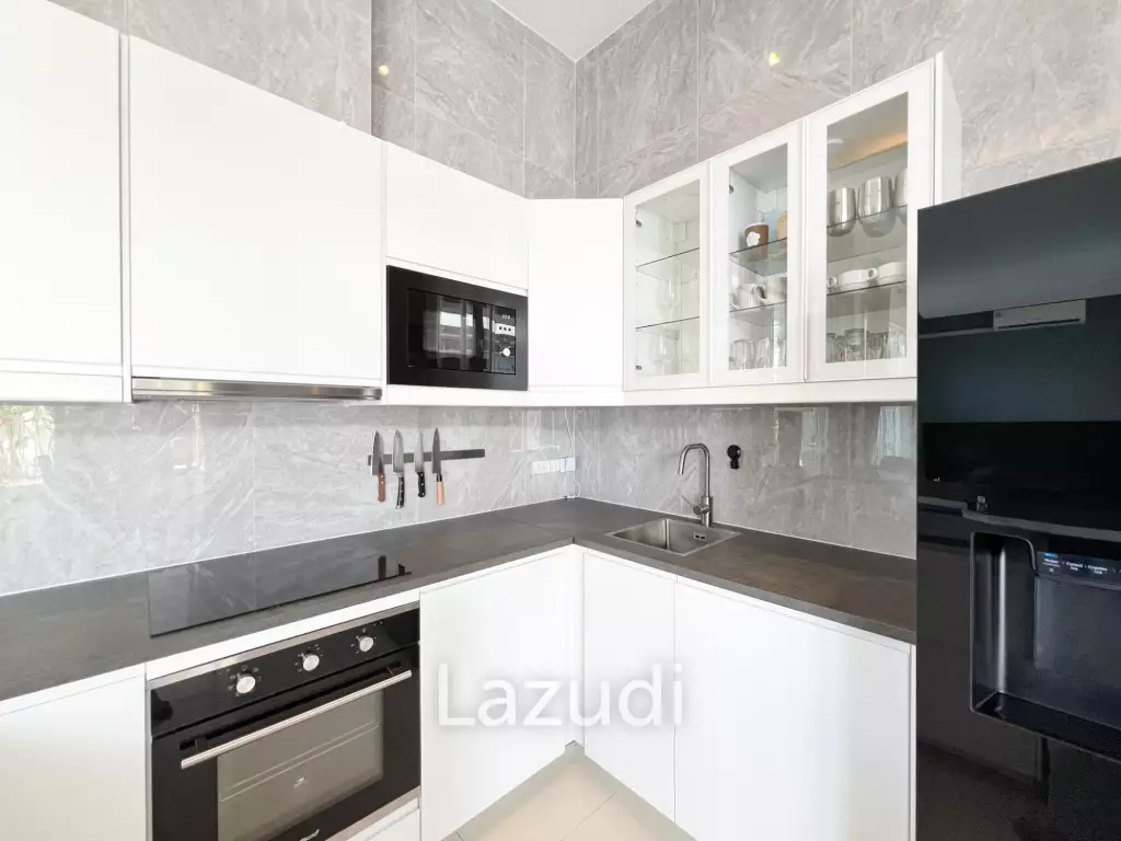 Modern 4BR Pool Villa with  Garden in Hua Hin