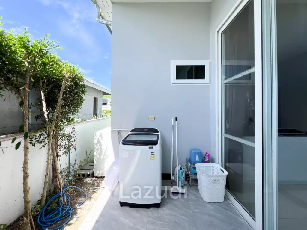 Modern 4BR Pool Villa with  Garden in Hua Hin