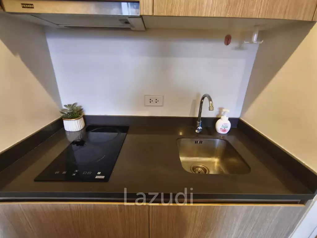 Stunning 1-Bedroom Mountain View at Unix South Pattaya