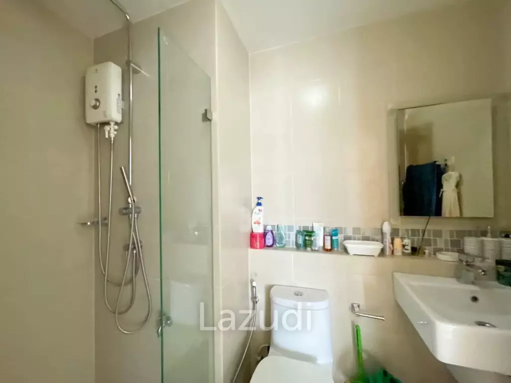 24th Floor  Sea View Condo at Baan Kiang Fah