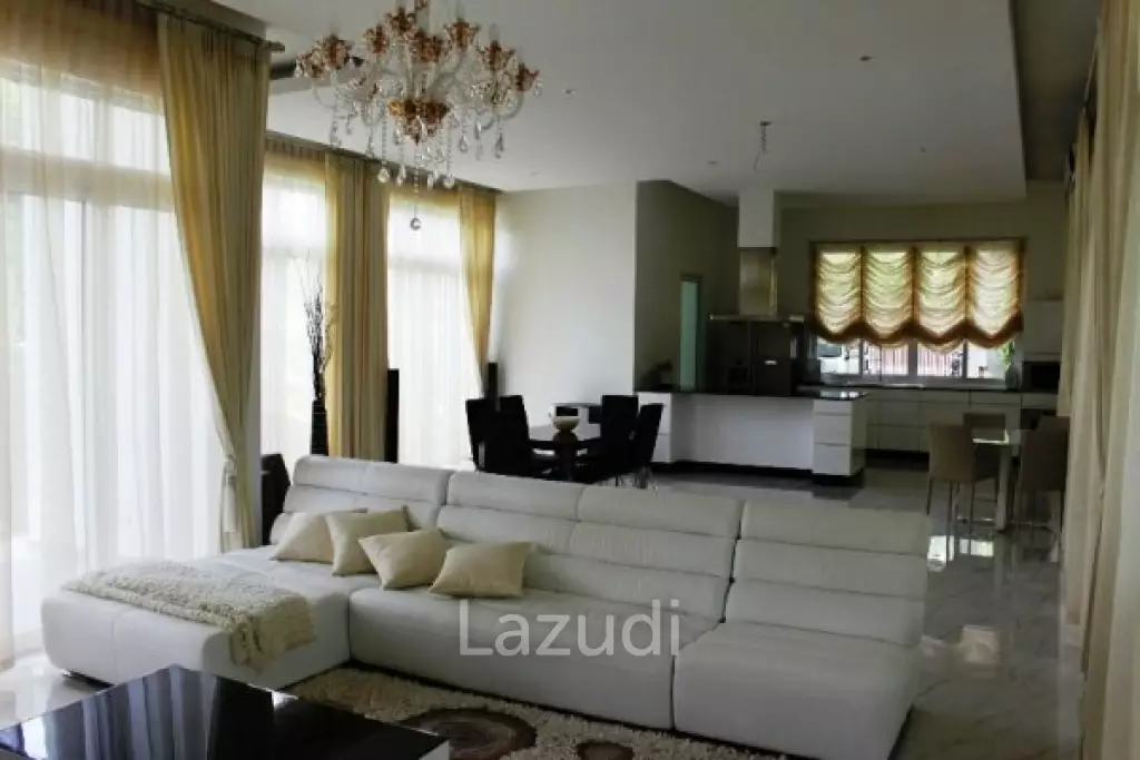 BLACK LOTUS : Good Design 3 Bed Pool Villa