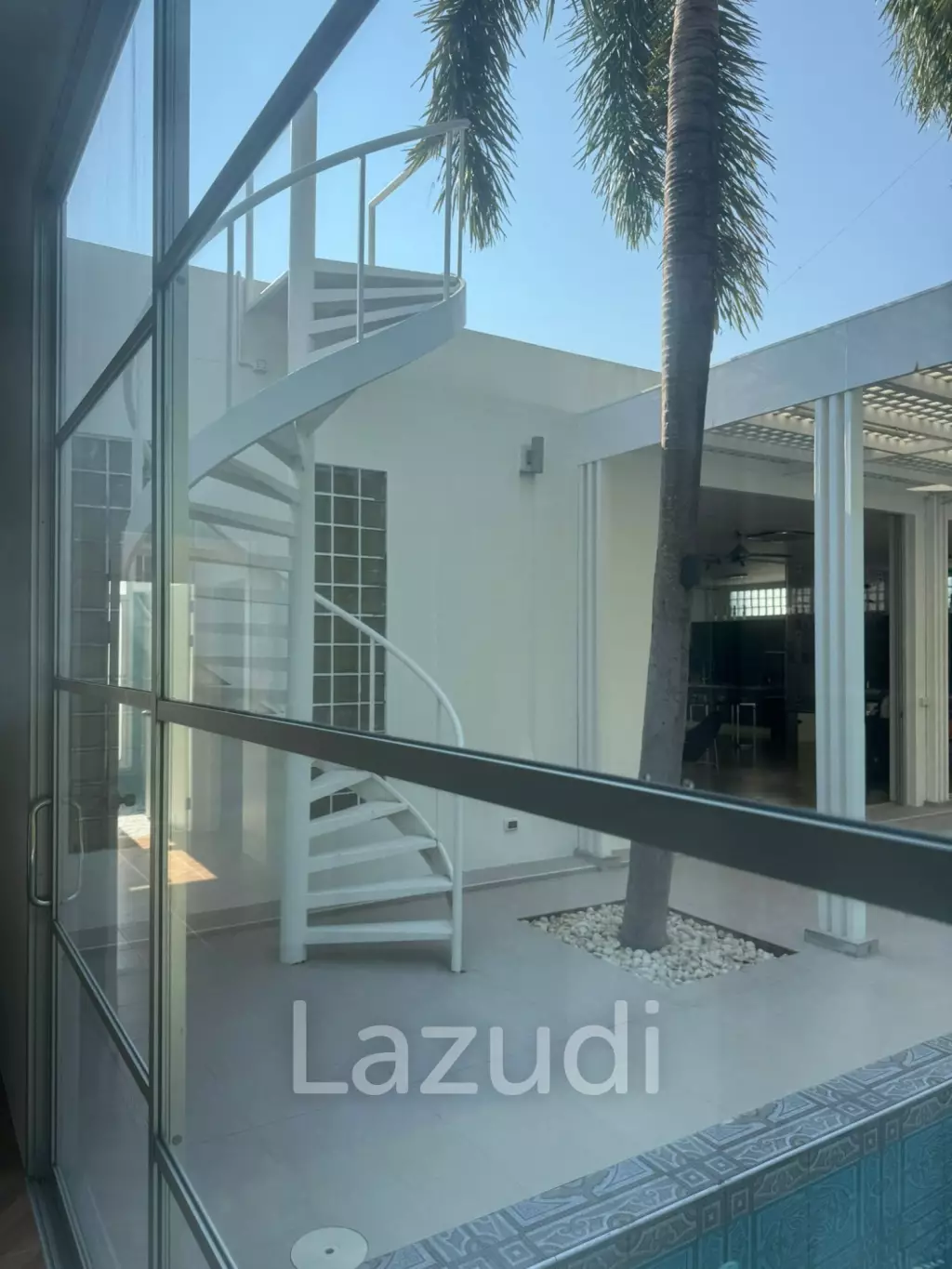 Modern 3-Bedroom Pool Villa for Sale in Koh Kaew