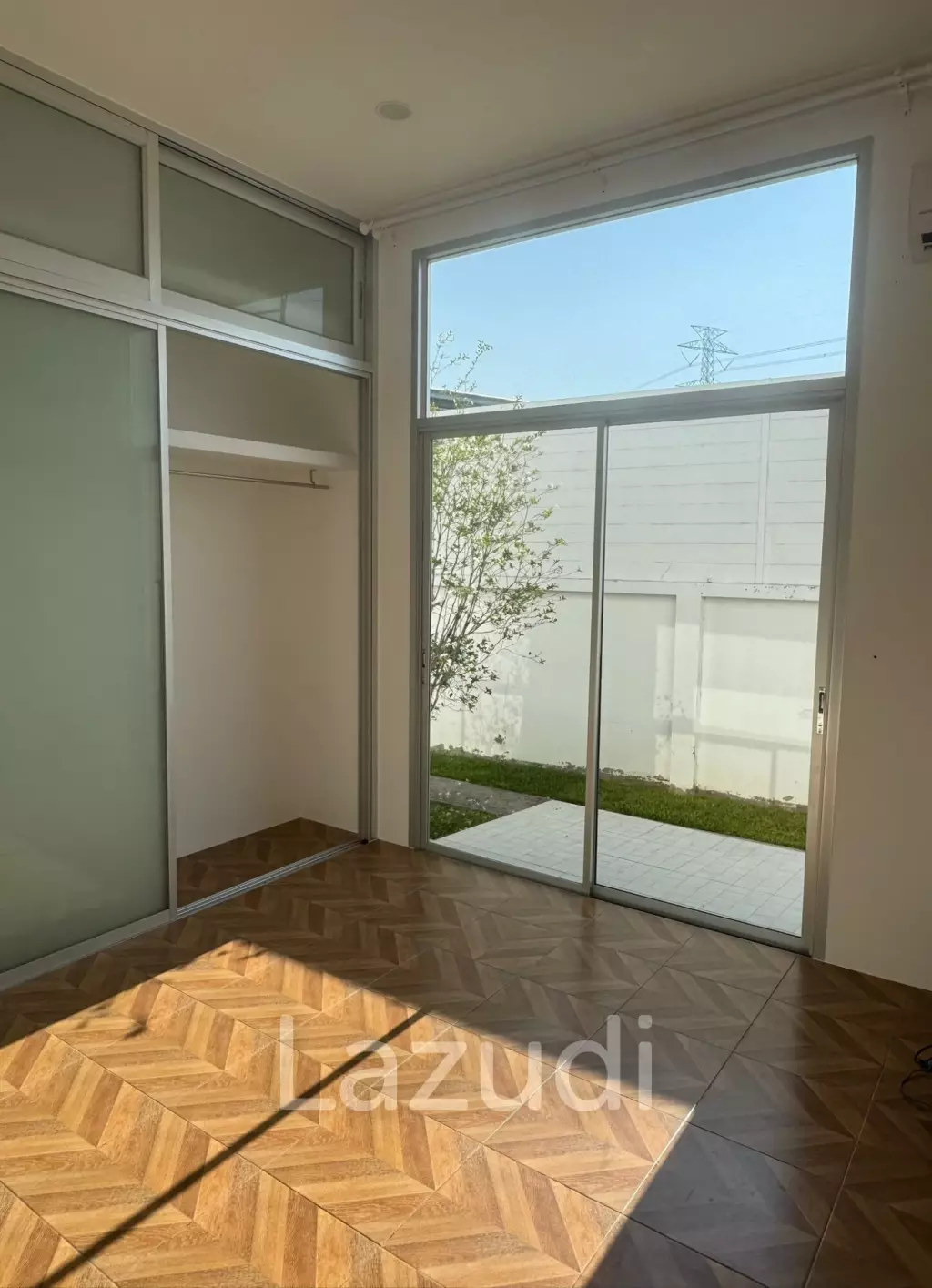 Modern 3-Bedroom Pool Villa for Sale in Koh Kaew