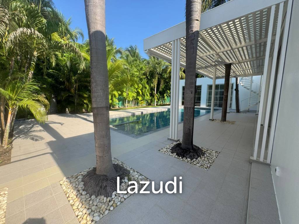 Modern 3-Bedroom Pool Villa for Sale in Koh Kaew