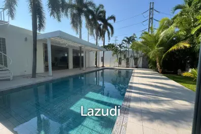 Modern 3-Bedroom Pool Villa for Sale in Koh Kaew