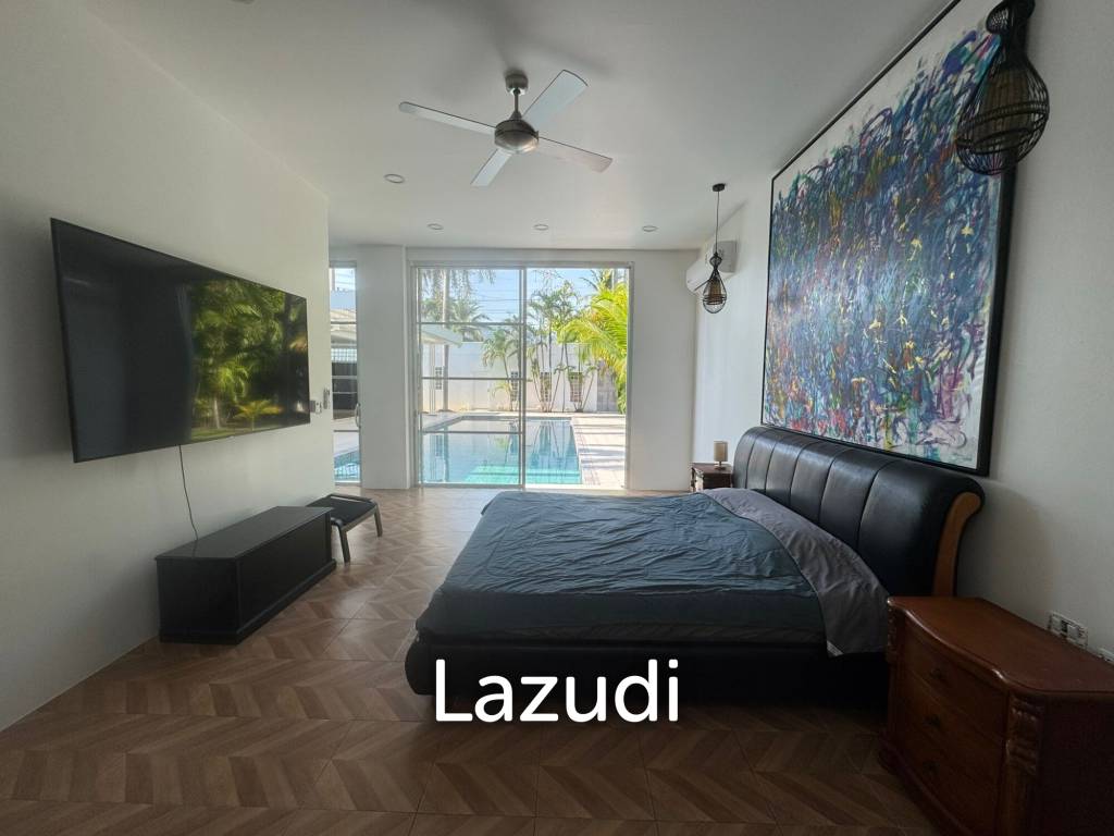 Modern 3-Bedroom Pool Villa for Sale in Koh Kaew
