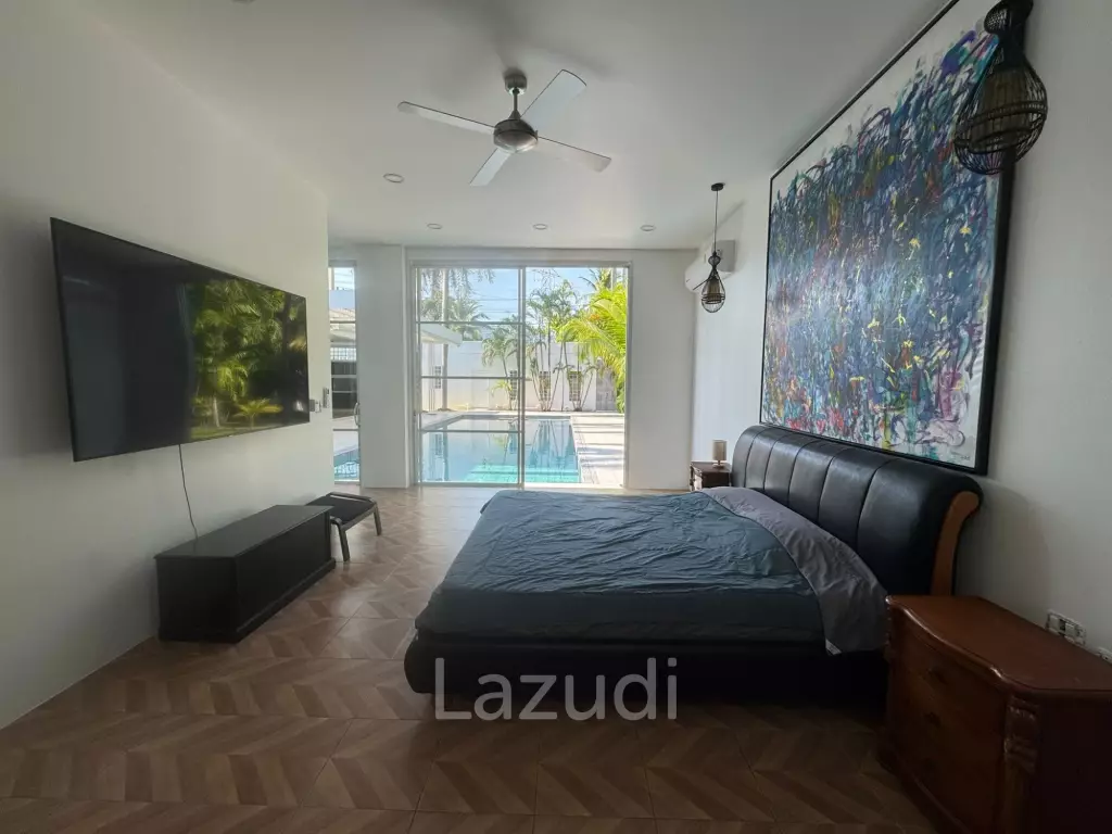 Modern 3-Bedroom Pool Villa for Sale in Koh Kaew