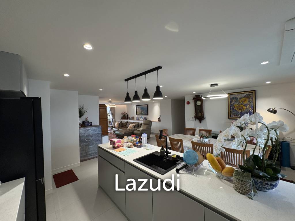 Newly renovated 3BR 250SQM at D.S.tower1 sukhumvit33