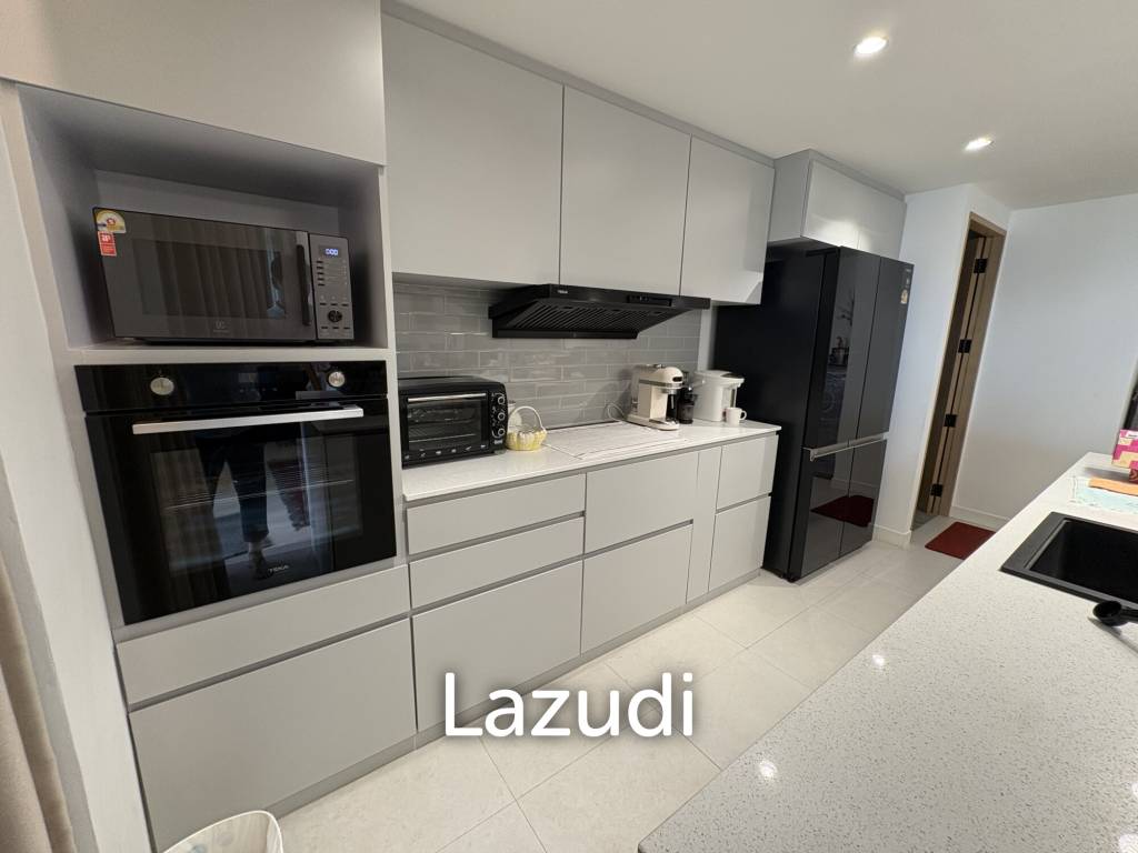 Newly renovated 3BR 250SQM at D.S.tower1 sukhumvit33