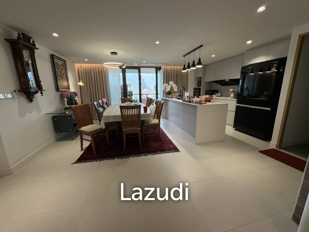 Newly renovated 3BR 250SQM at D.S.tower1 sukhumvit33