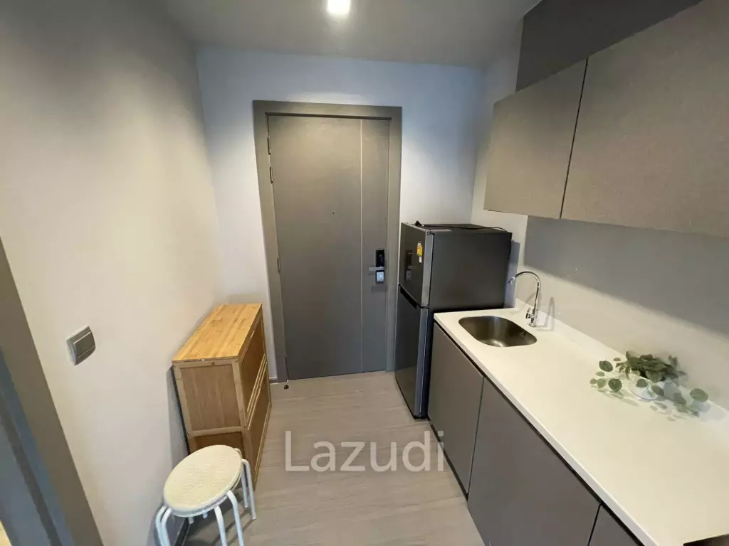 25 sqm Freehold Studio Condo with Balcony and City View
