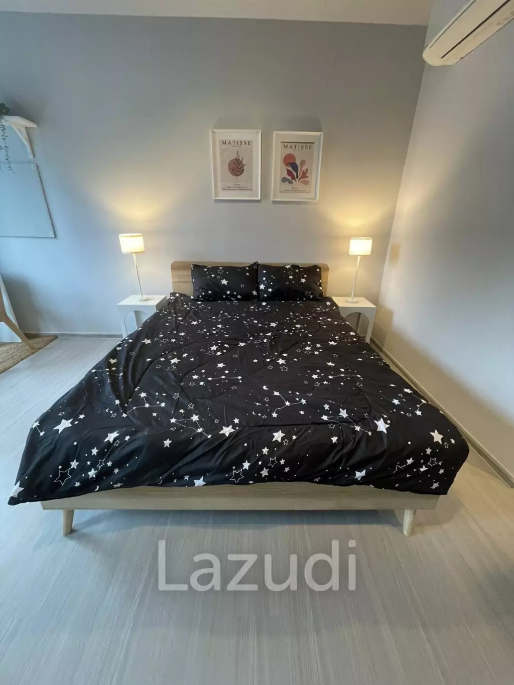 25 sqm Freehold Studio Condo with Balcony and City View