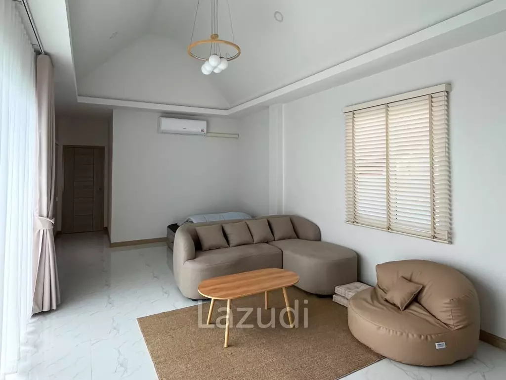 142 sqm modern pool villa in Hua Hin freehold