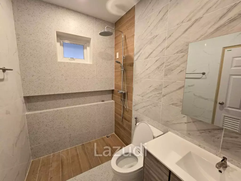 142 sqm modern pool villa in Hua Hin freehold