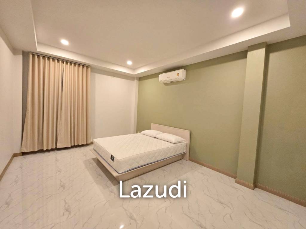 142 sqm modern pool villa in Hua Hin freehold