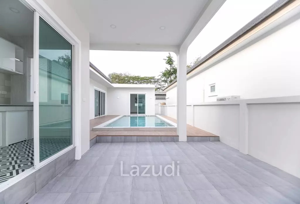 142 sqm modern pool villa in Hua Hin freehold