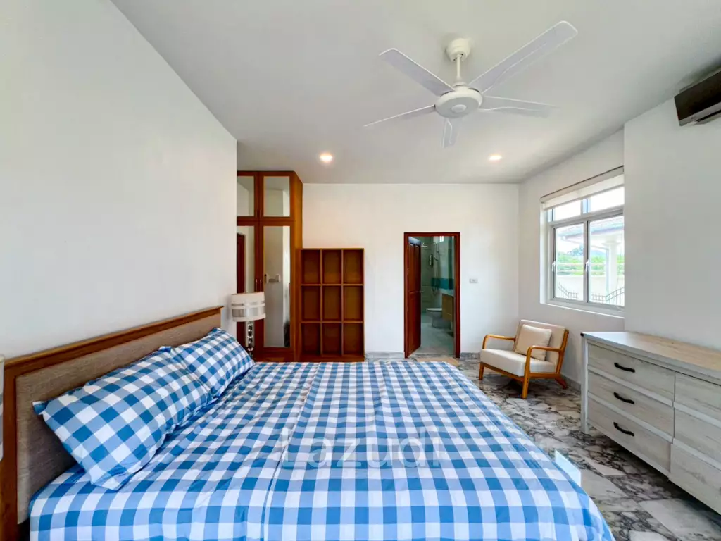 4 Bedroom Pool Villa in Pine Gold Village Hua Hin