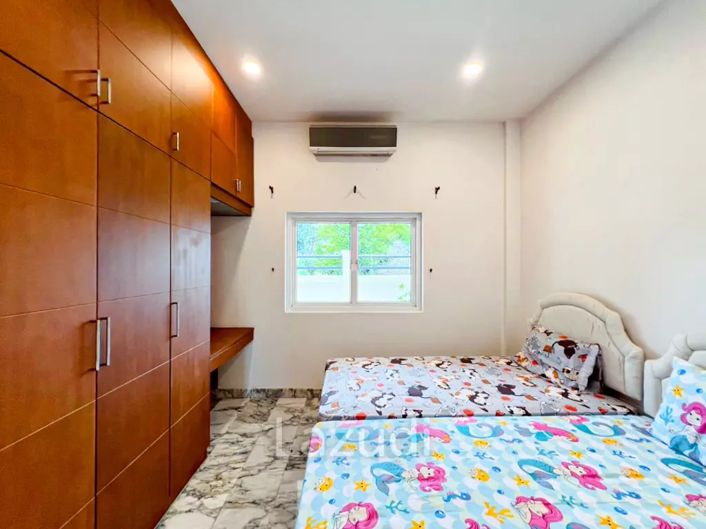 4 Bedroom Pool Villa in Pine Gold Village Hua Hin