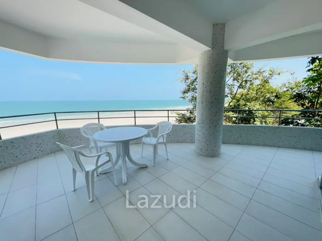 Royal Pricess condo: 4 beds condo Beachfront and sea view