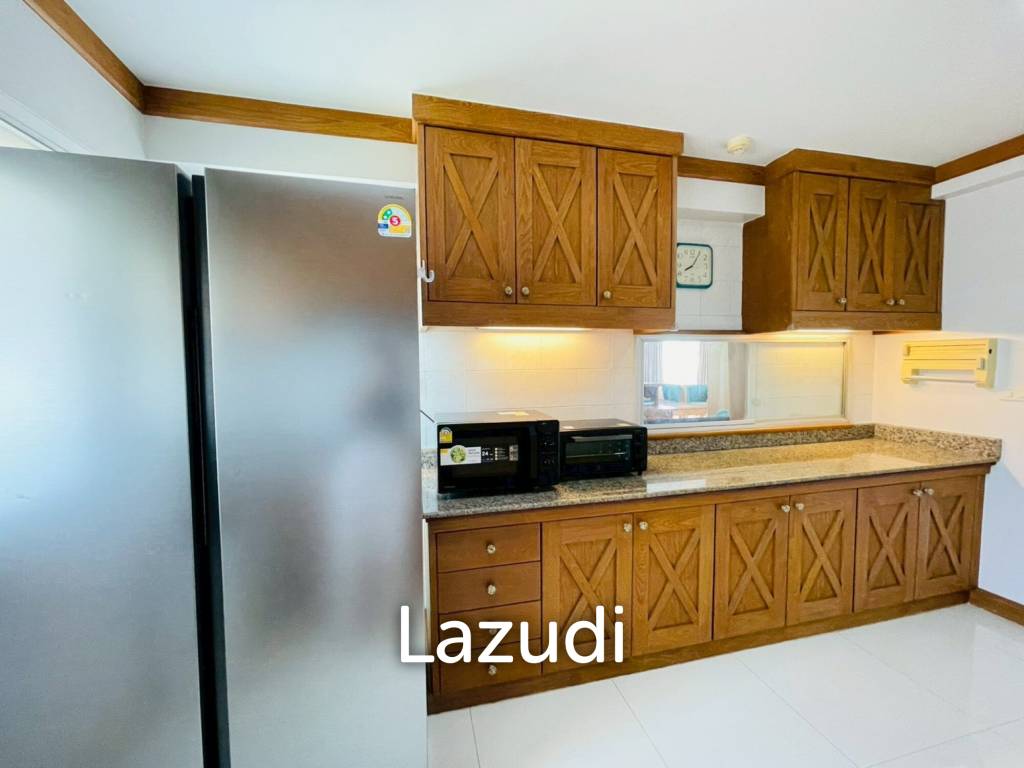 Royal Pricess condo: 4 beds condo Beachfront and sea view