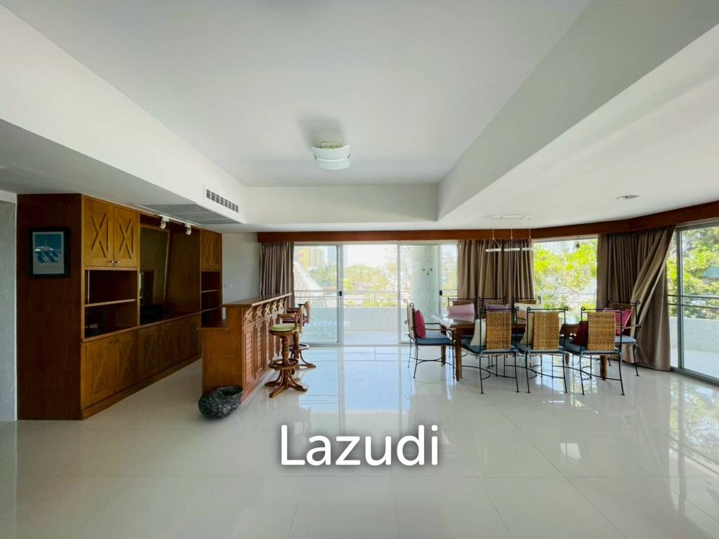 Royal Pricess condo: 4 beds condo Beachfront and sea view