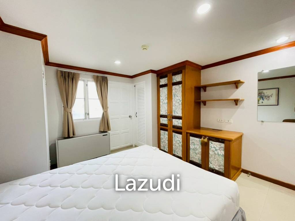 Royal Pricess condo: 4 beds condo Beachfront and sea view