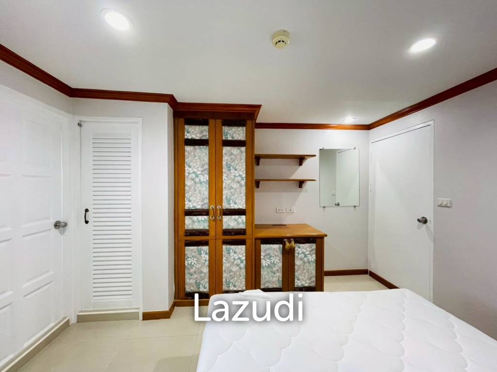 Royal Pricess condo: 4 beds condo Beachfront and sea view