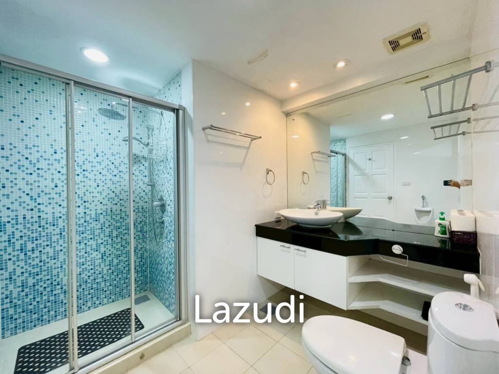 Royal Pricess condo: 4 beds condo Beachfront and sea view