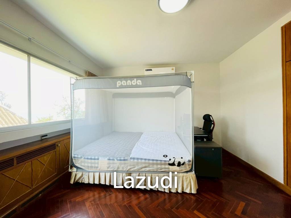 Royal Pricess condo: 4 beds condo Beachfront and sea view