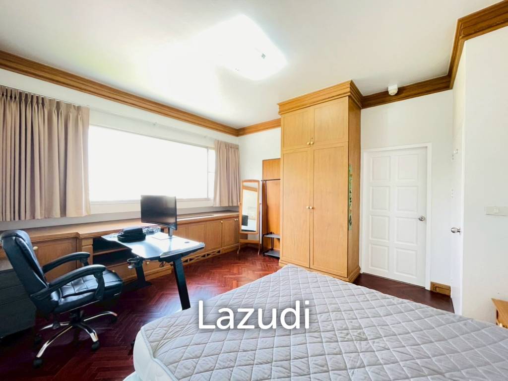 Royal Pricess condo: 4 beds condo Beachfront and sea view