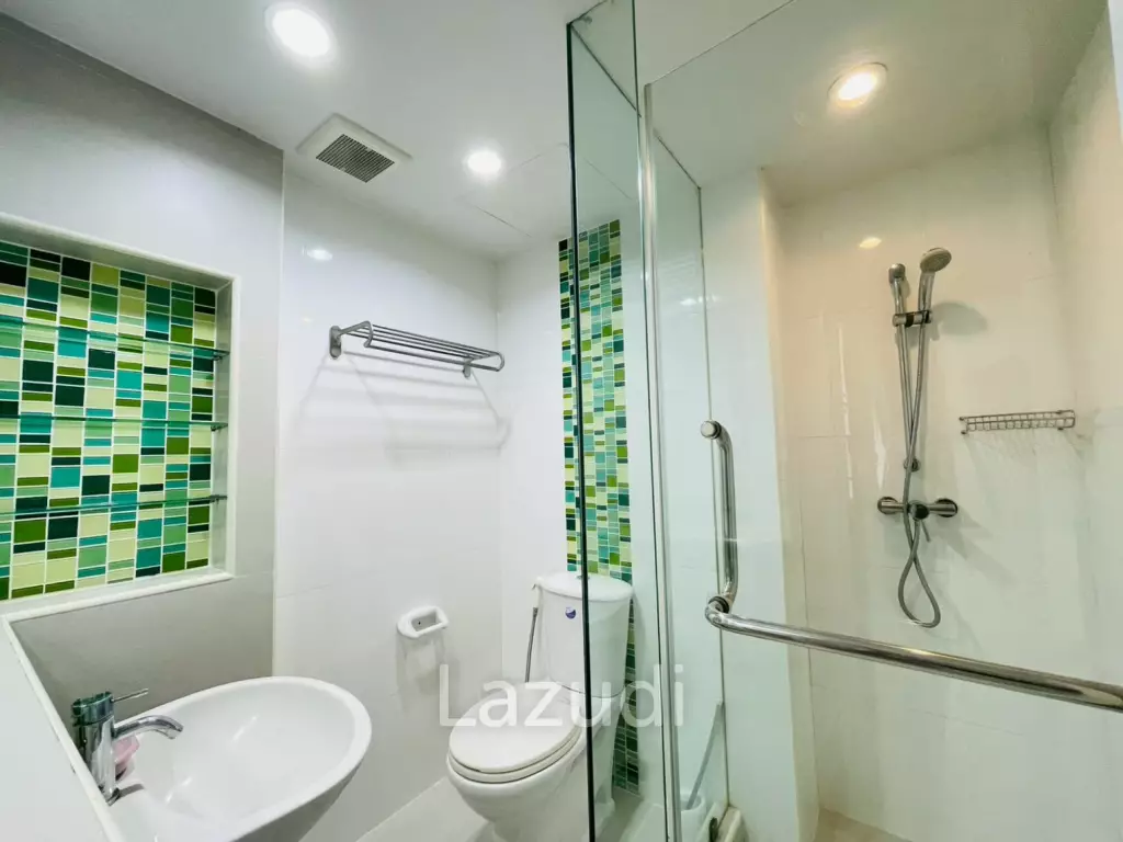 Royal Pricess condo: 4 beds condo Beachfront and sea view