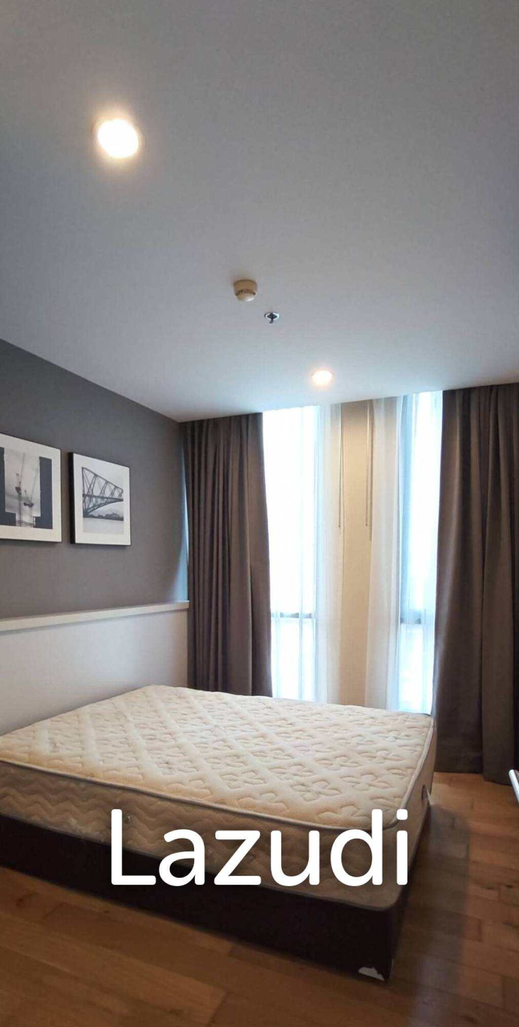 67 sqm modern 2 bed condo on 12th floor in Khlong Tan Nuea Bangkok
