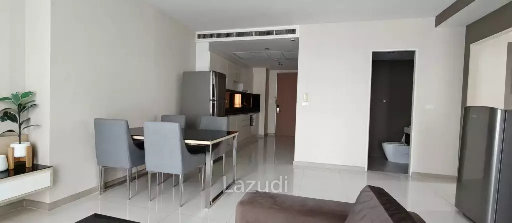 67 sqm modern 2 bed condo on 12th floor in Khlong Tan Nuea Bangkok