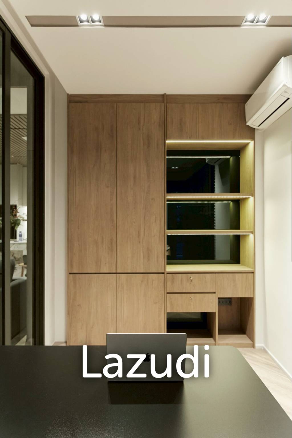 440 sqm luxury 4 bedroom detached home in The Gentry Pattanakarn Suan Luang Bangkok