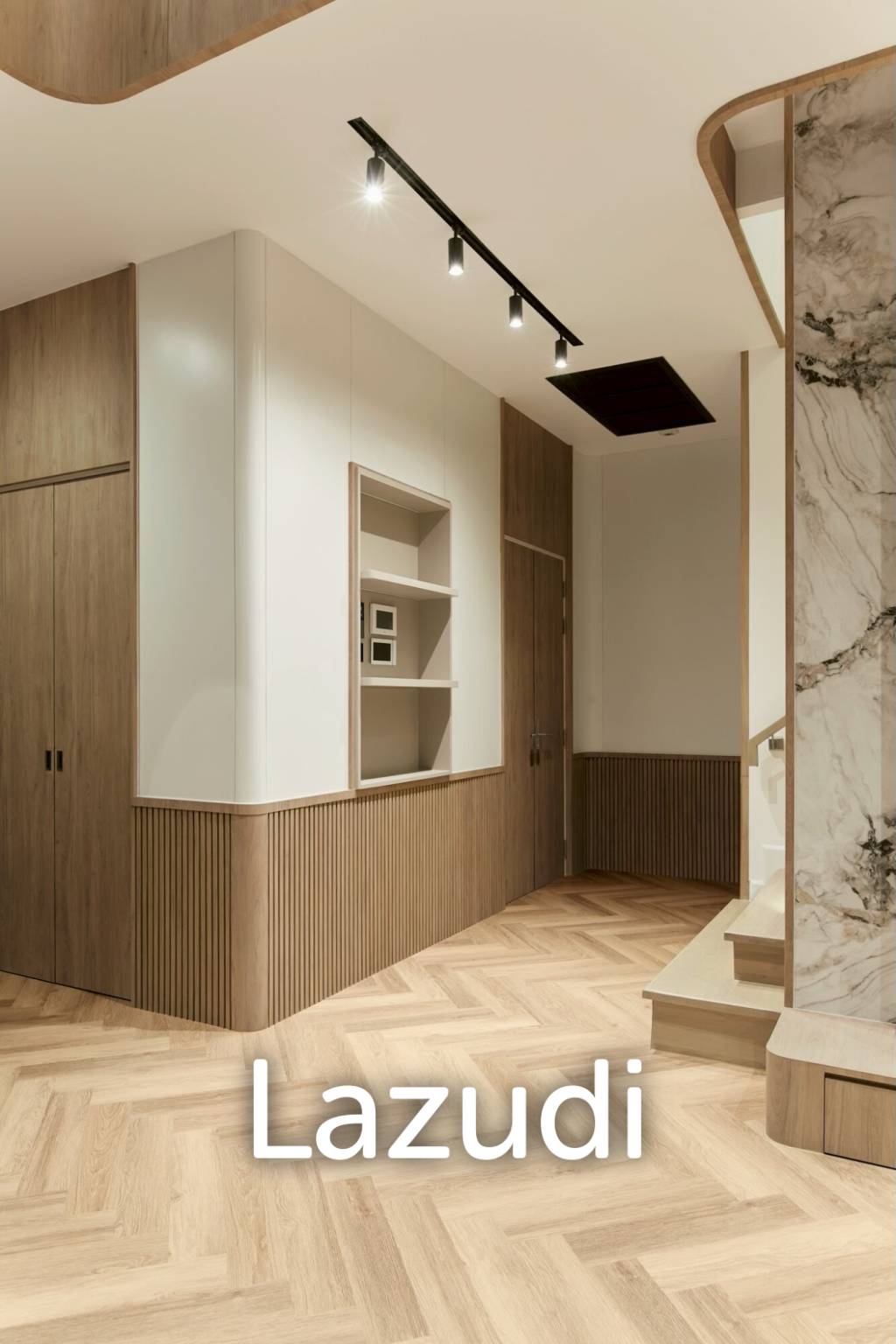 440 sqm luxury 4 bedroom detached home in The Gentry Pattanakarn Suan Luang Bangkok