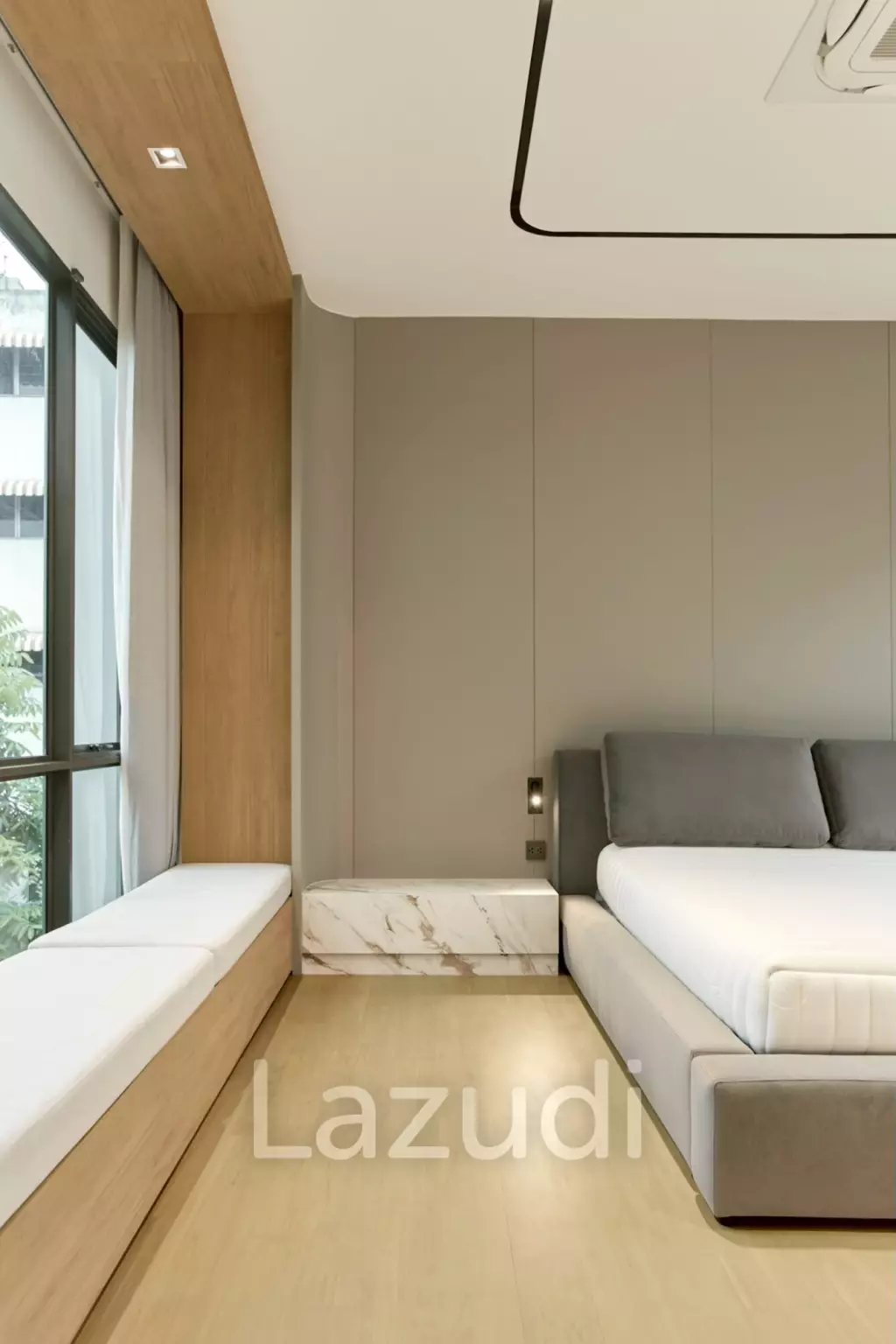 440 sqm luxury 4 bedroom detached home in The Gentry Pattanakarn Suan Luang Bangkok