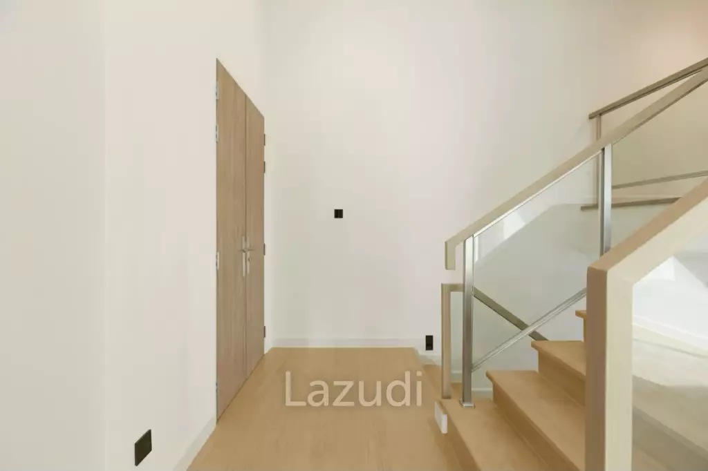 440 sqm luxury 4 bedroom detached home in The Gentry Pattanakarn Suan Luang Bangkok